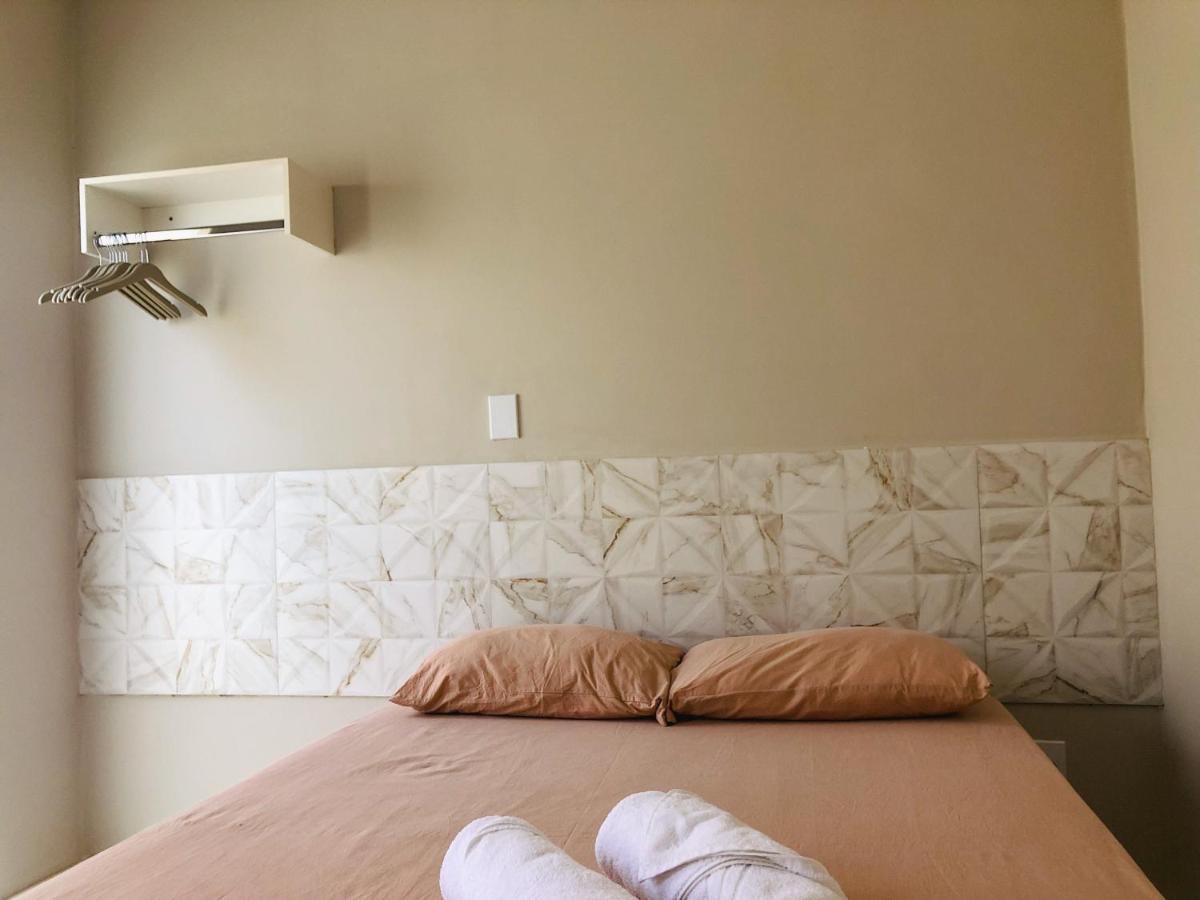 Kalug - Suite Casal Independente Em Guest House 伊列乌斯 外观 照片