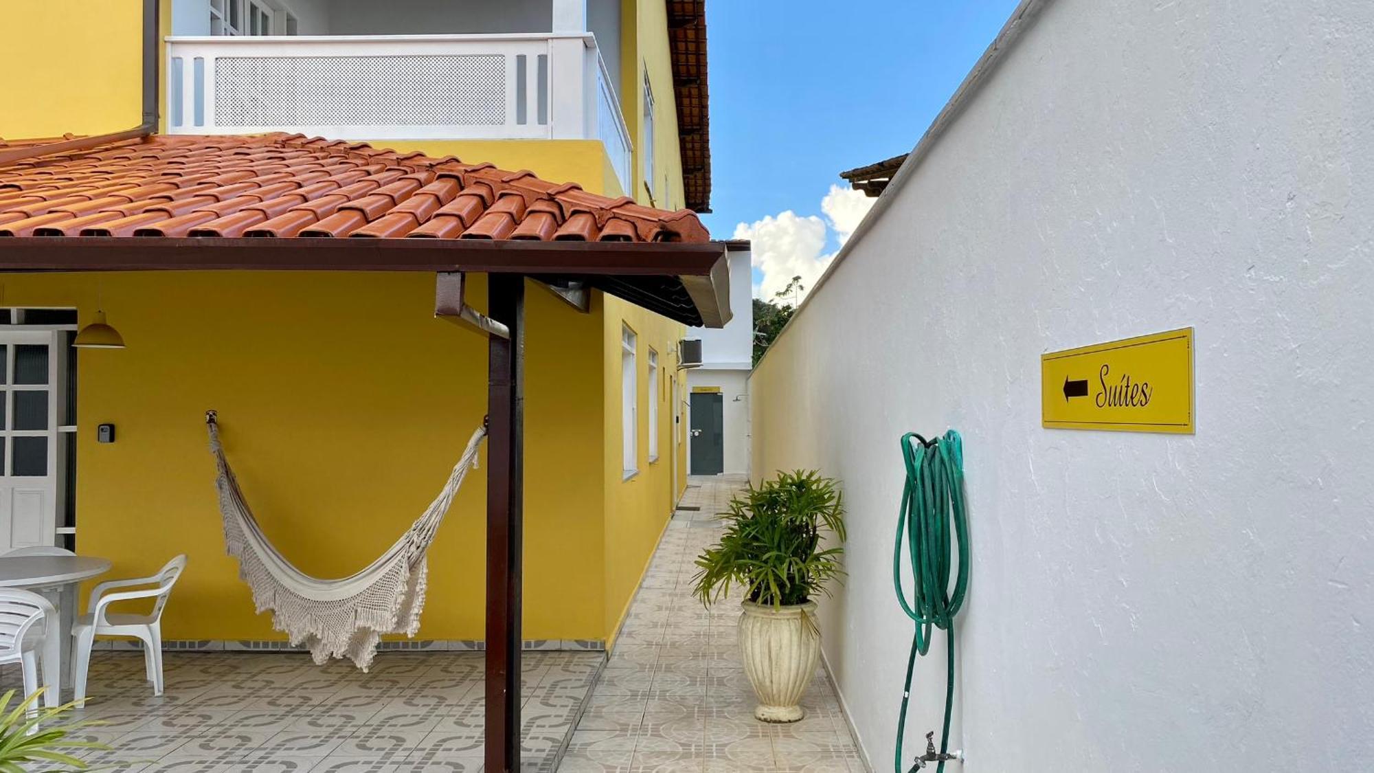 Kalug - Suite Casal Independente Em Guest House 伊列乌斯 外观 照片